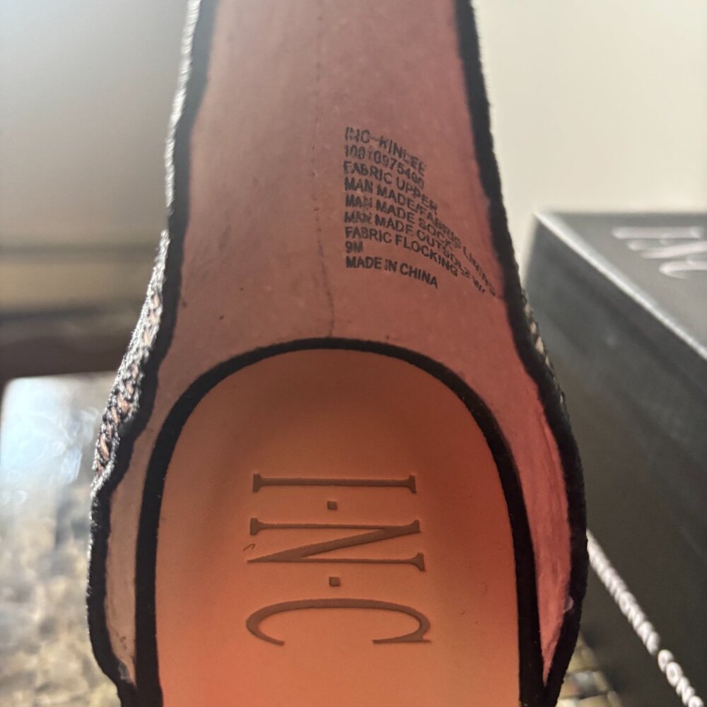 I.N.C. Women's Kinlee Two-Piece Pointed-Toe Dress Pumps Black SZ: 9M - Picture 15 of 16